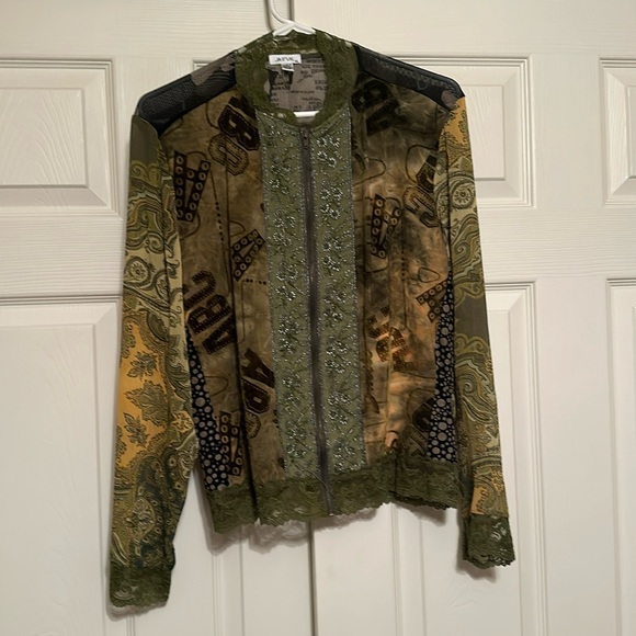 Jacket - Picture 1 of 3